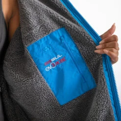 Gul Evorobe Changing Robe -Diving Gear Shop 32266 202220GUL20Evorobe20Hooded20Waterproof20Changing20Robe20AC0128 B620 20Blue2020Grey20inside.2000x2000