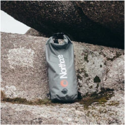 Northcore 30L Waterproof Compression Bag 11 Northcore 30L Waterproof Compression Bag -Diving Gear Shop 40457 202320Northcore2020L20Waterproof20Compression20Bag2034145420 20Grey20Lifestyle205.2000x2000