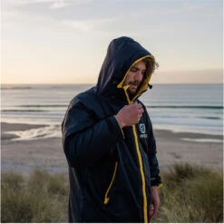 Primaloft® Outdoor Changing Robe -Diving Gear Shop 40716 ACC0005 9.2000x2000