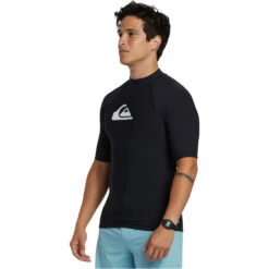 Quiksilver Mens Heater Short Sleeve Rash Vest -Diving Gear Shop 45615 202320Quiksilver20Mens20Heater20Short20Sleeve20Rash20Vest20EQYWR0323220 20Black20side.2000x2000