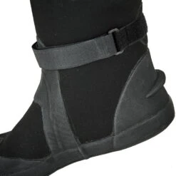 Scubapro Evertech Dry Breathable Men's Drysuit -Diving Gear Shop Scubapro Evertec Dry Breathable Drysuit boot detail